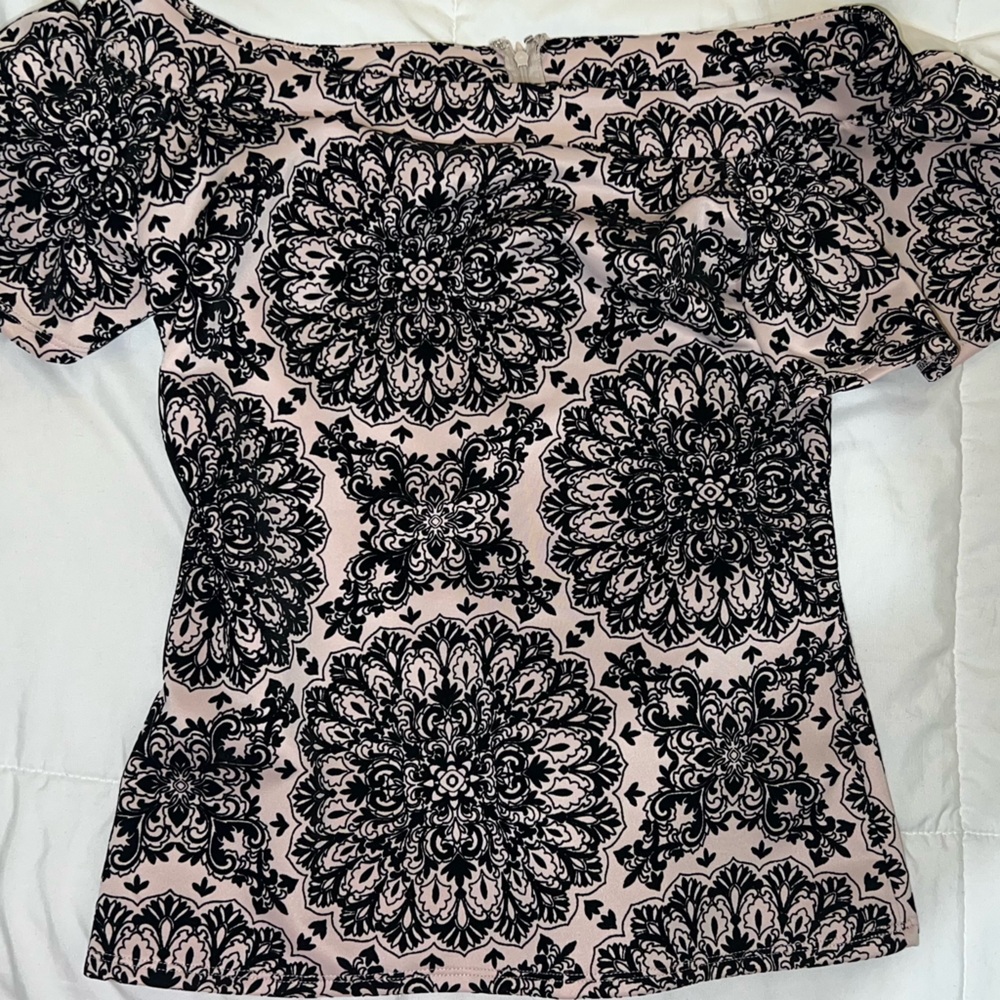 VENUS Black and Pink Floral Strapless Top